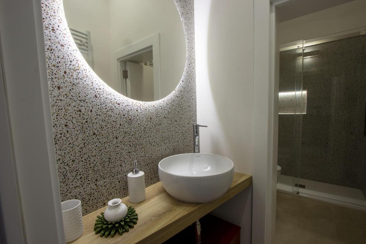 Msuites *